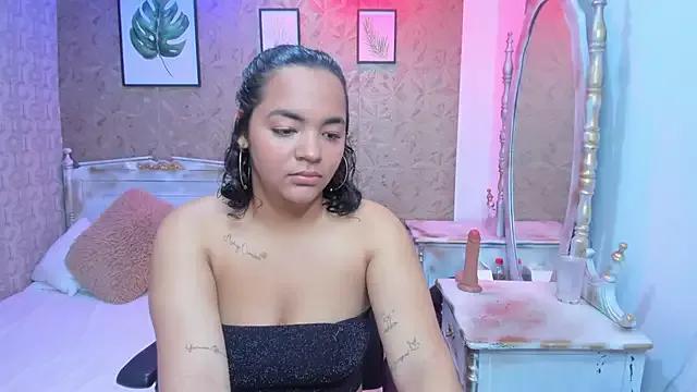 liney_evans_1 from StripChat is Freechat