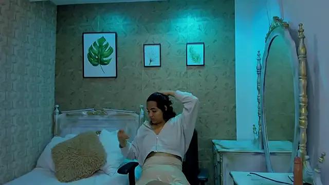 liney_evans_1 from StripChat is Freechat