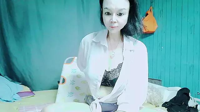 lingbao969 from StripChat is Freechat