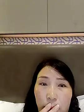lingling5200 from StripChat is Freechat