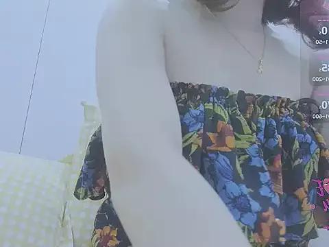 Linh_diudang from StripChat is Freechat