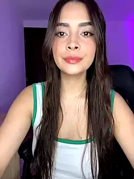 Linna_Cam on StripChat 