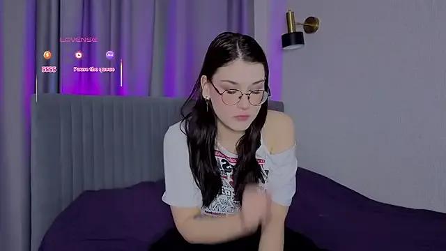 LinnaFairy from StripChat is Freechat