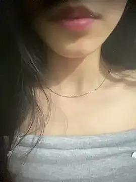 Linndaa_12 from StripChat