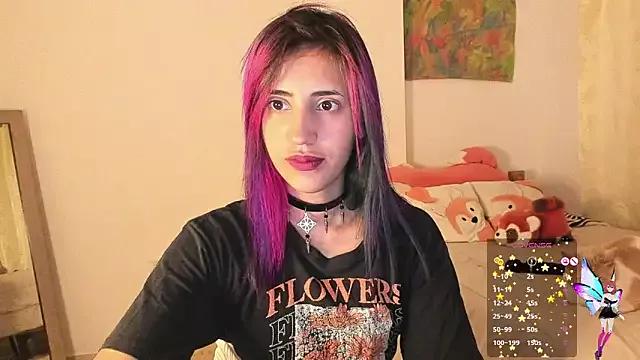 linnie_ from StripChat