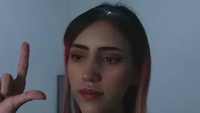 linnie_ from StripChat