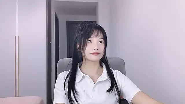 Lisa-3333 from StripChat is Freechat
