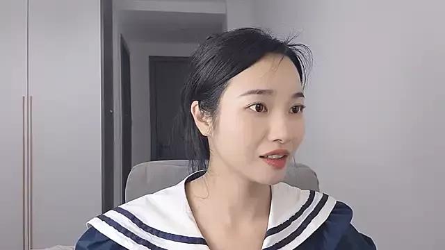 Lisa-3333 from StripChat is Freechat