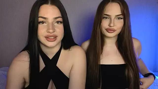 LisaAndDenis from StripChat is Freechat