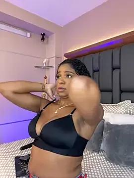 LisaMendez from StripChat is Freechat