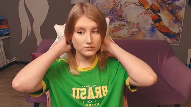 LisaRais from StripChat is Freechat