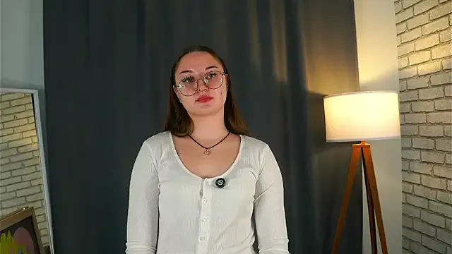 LisaSaas from StripChat is Freechat