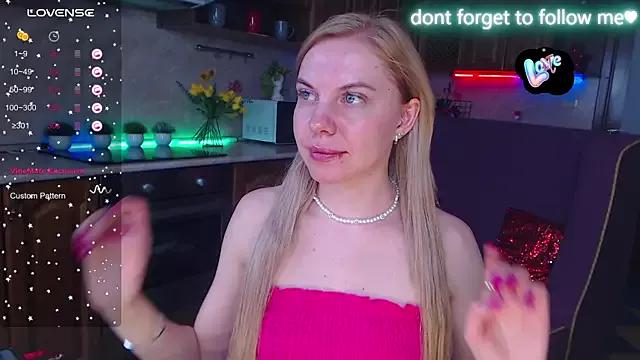 LiSinDoll from StripChat