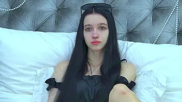LissaAllison from StripChat is Freechat