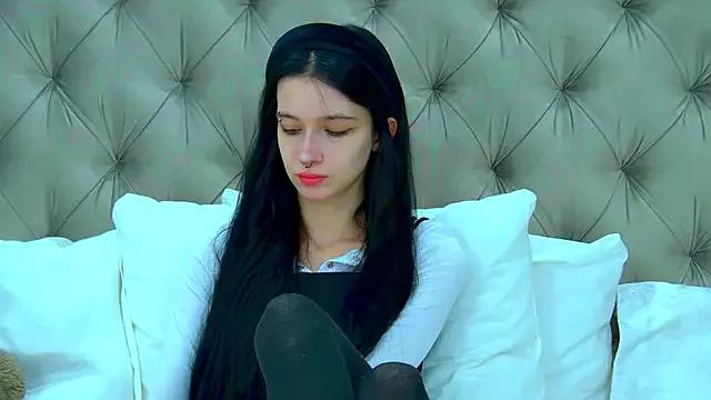LissaAllison from StripChat is Freechat
