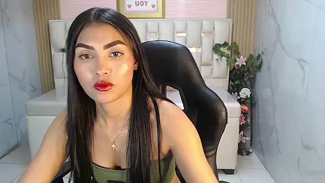 lissandra_s from StripChat is Freechat