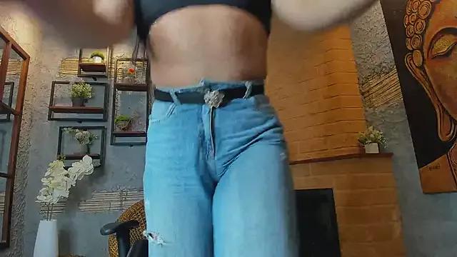 Lissascarlett from StripChat is Freechat