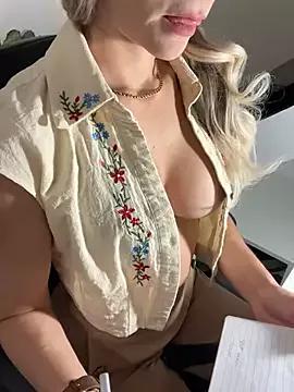 lisshorn from StripChat