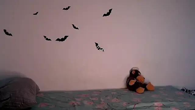 Litle_owl from StripChat