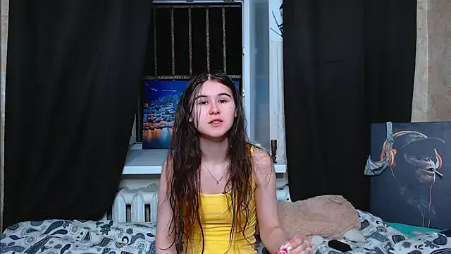 Litle_owl from StripChat