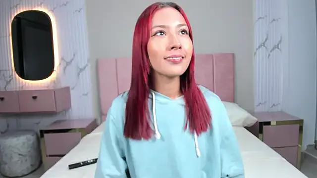 little-doll18 from StripChat is Freechat