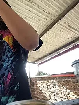 Little_aphrodite from StripChat is Freechat