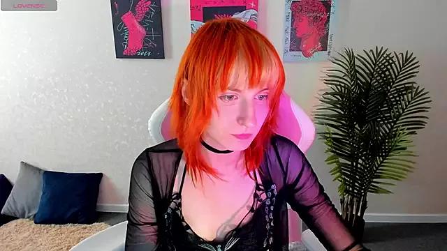 Little_Chips from StripChat