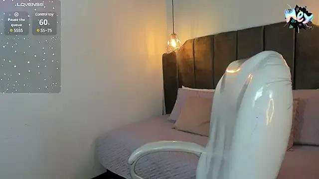 Try our streaming cams variety and talk on a personal level with our adorable girls streamers, showing off their bountiful shapes and dildos.