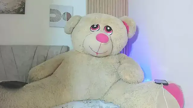 little_emiily_ from StripChat is Freechat