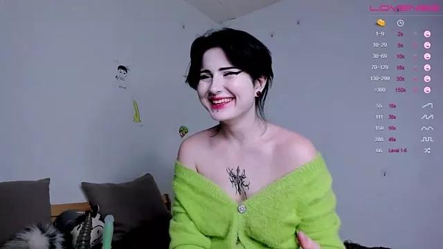 little_grinch666 from StripChat