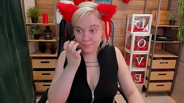 Try our streaming cams variety and talk on a personal level with our adorable girls streamers, showing off their bountiful shapes and dildos.