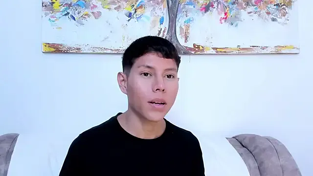 Little_liam from StripChat is Freechat