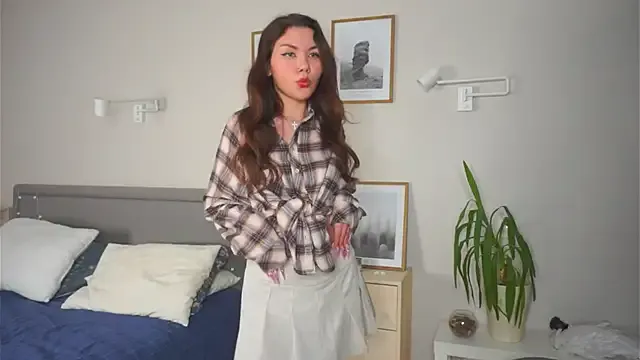 little_ollie from StripChat is Freechat