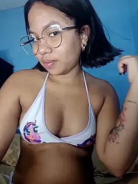 little_onixx from StripChat is Freechat