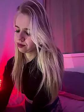 Little_Queen from StripChat