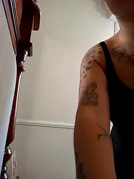 little_susie from StripChat is Freechat