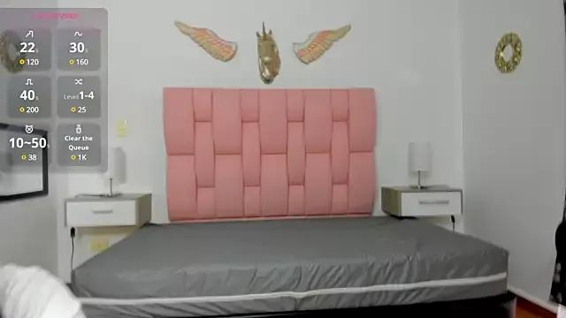 Try our streaming cams variety and talk on a personal level with our adorable girls streamers, showing off their bountiful shapes and dildos.