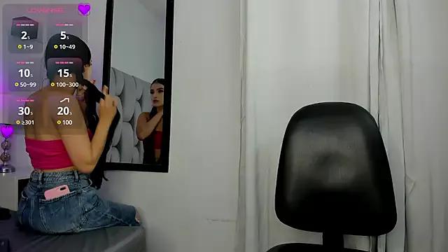 Try our streaming cams variety and talk on a personal level with our adorable girls streamers, showing off their bountiful shapes and dildos.