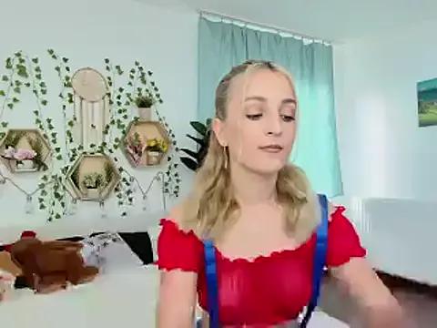 LittleAngelXO from StripChat