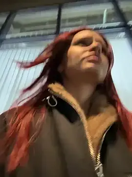 littlebitchesss on StripChat 