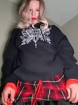 LittleblondeTS from StripChat