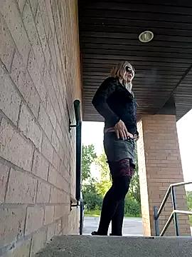 LittleblondeTS from StripChat is Freechat