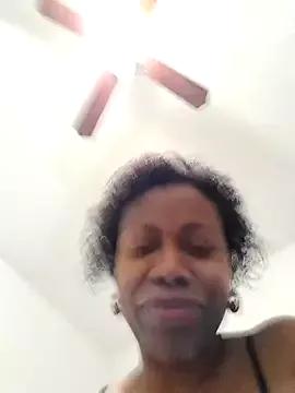 littlebrunett from StripChat