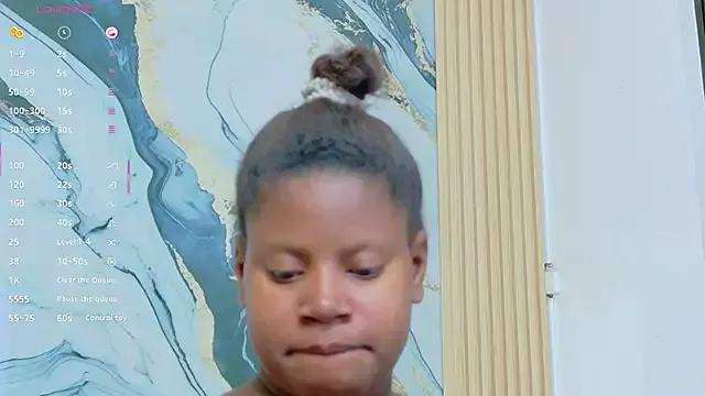 littlechocolatee_ from StripChat