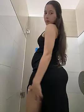 LittleDoll___ from StripChat
