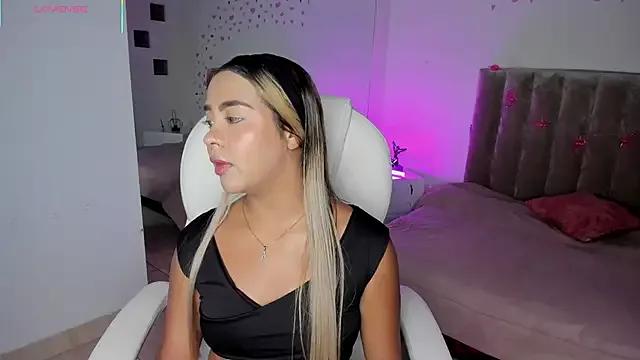 Try our streaming cams variety and talk on a personal level with our adorable girls streamers, showing off their bountiful shapes and dildos.