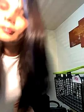 LittleePrincess from StripChat