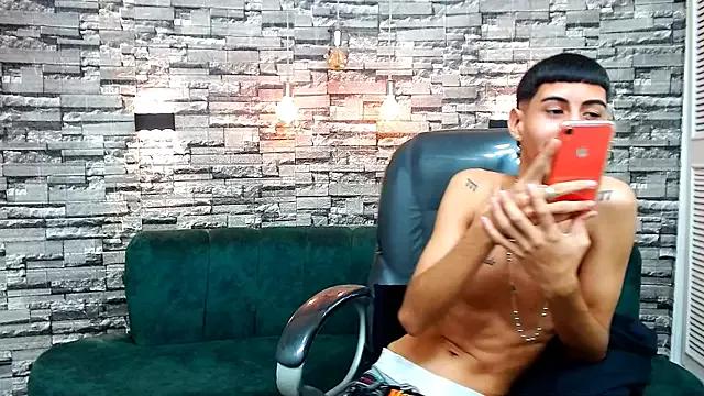 LittleFiree from StripChat