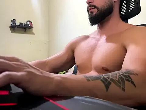 littlefitnessrj from StripChat is Freechat