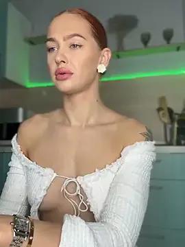 LittleFox___ from StripChat is Freechat